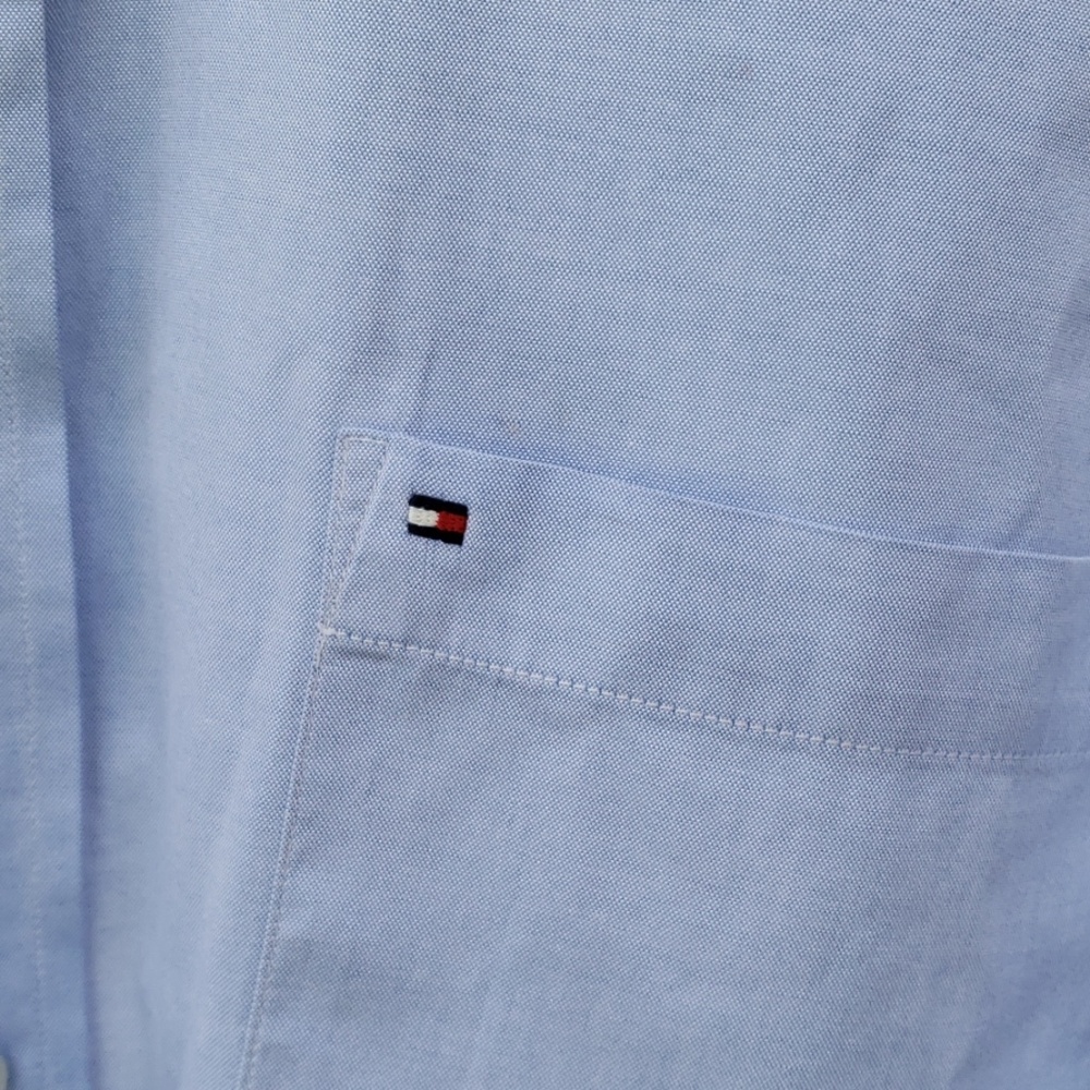 Tommy Hilfiger Casual Button Up - Picture 2 of 6